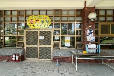 屏商校區學餐美琪晨餐(室外)