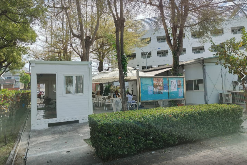 屏師校區學餐戀茶屋(室外)